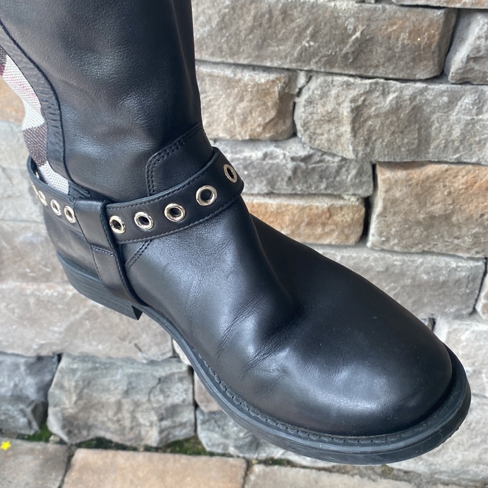 Burberry women's boots size 36 - Picture 4 of 15